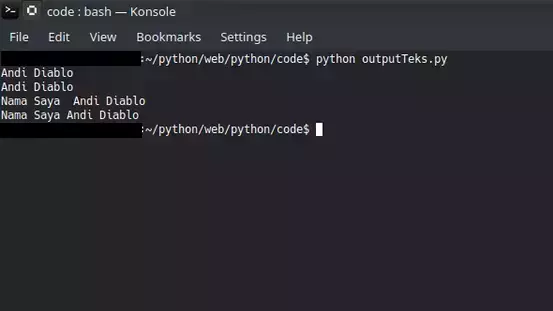 output teks python