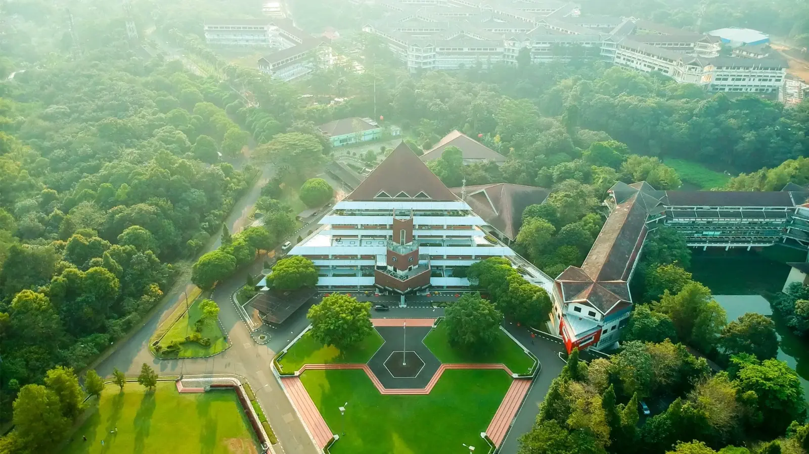 Informasi Biaya Kuliah UKT IPB Tahun 2024, Cek Jurusanmu! Mahasiswa